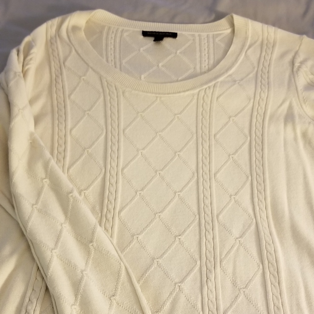 Banana Republic cream long sleeve sweater